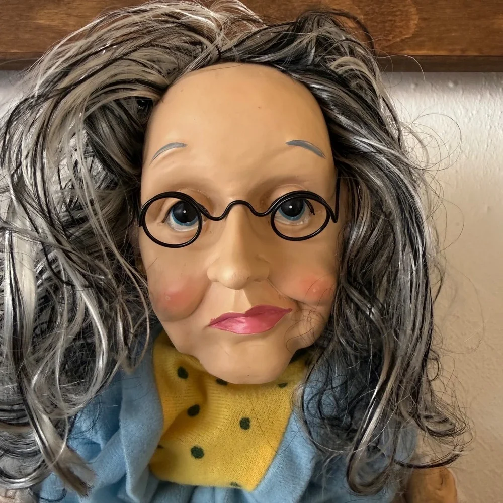 Collections Etc Humorous Laundry Shelf Sitter Doll Grandma WMG 09 Novelty Decor